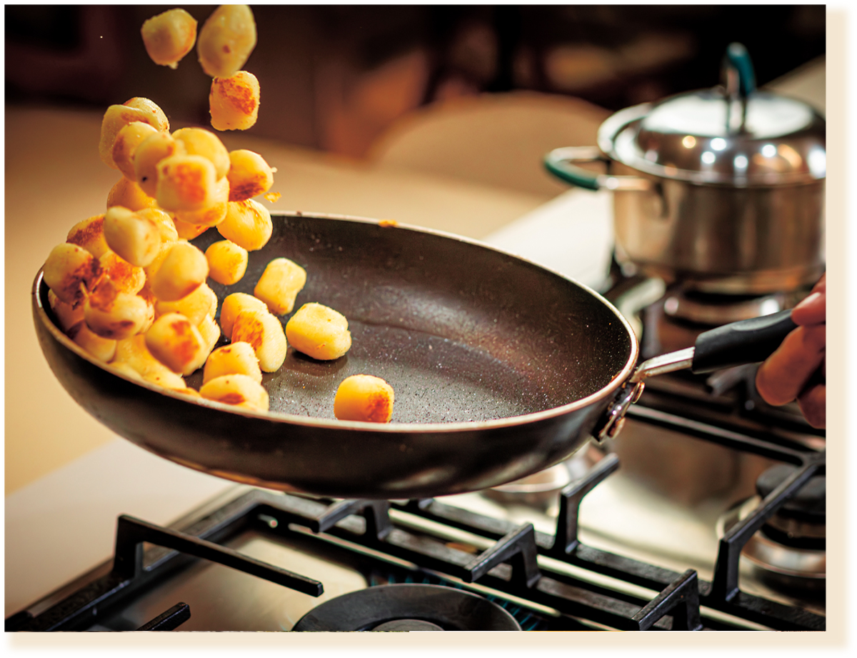 Kartoffeln werden geröstet